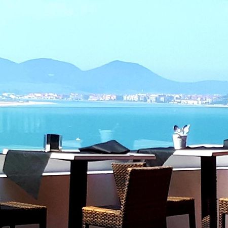 Hotel Restaurante Risco ลาเรโด ภายนอก รูปภาพ