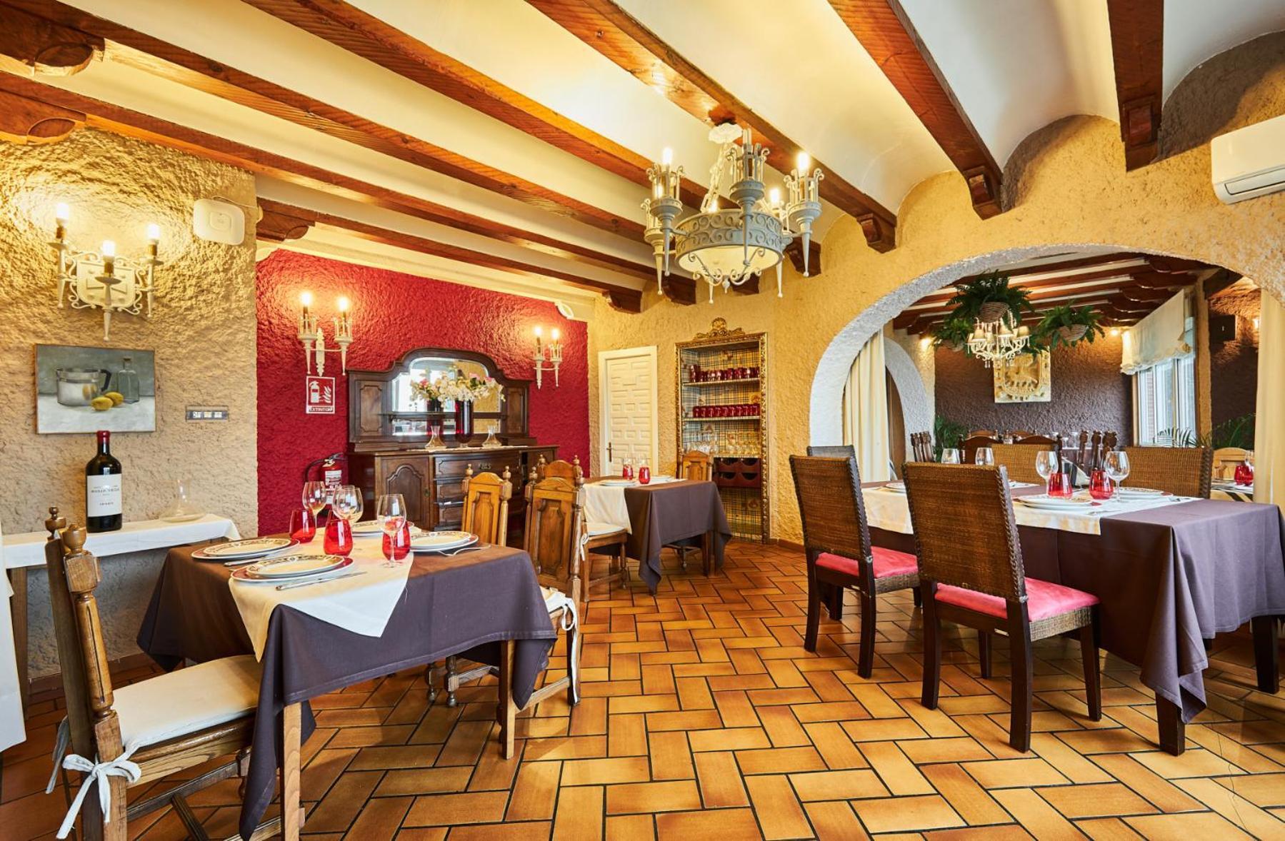 Hotel Restaurante Risco ลาเรโด ภายนอก รูปภาพ
