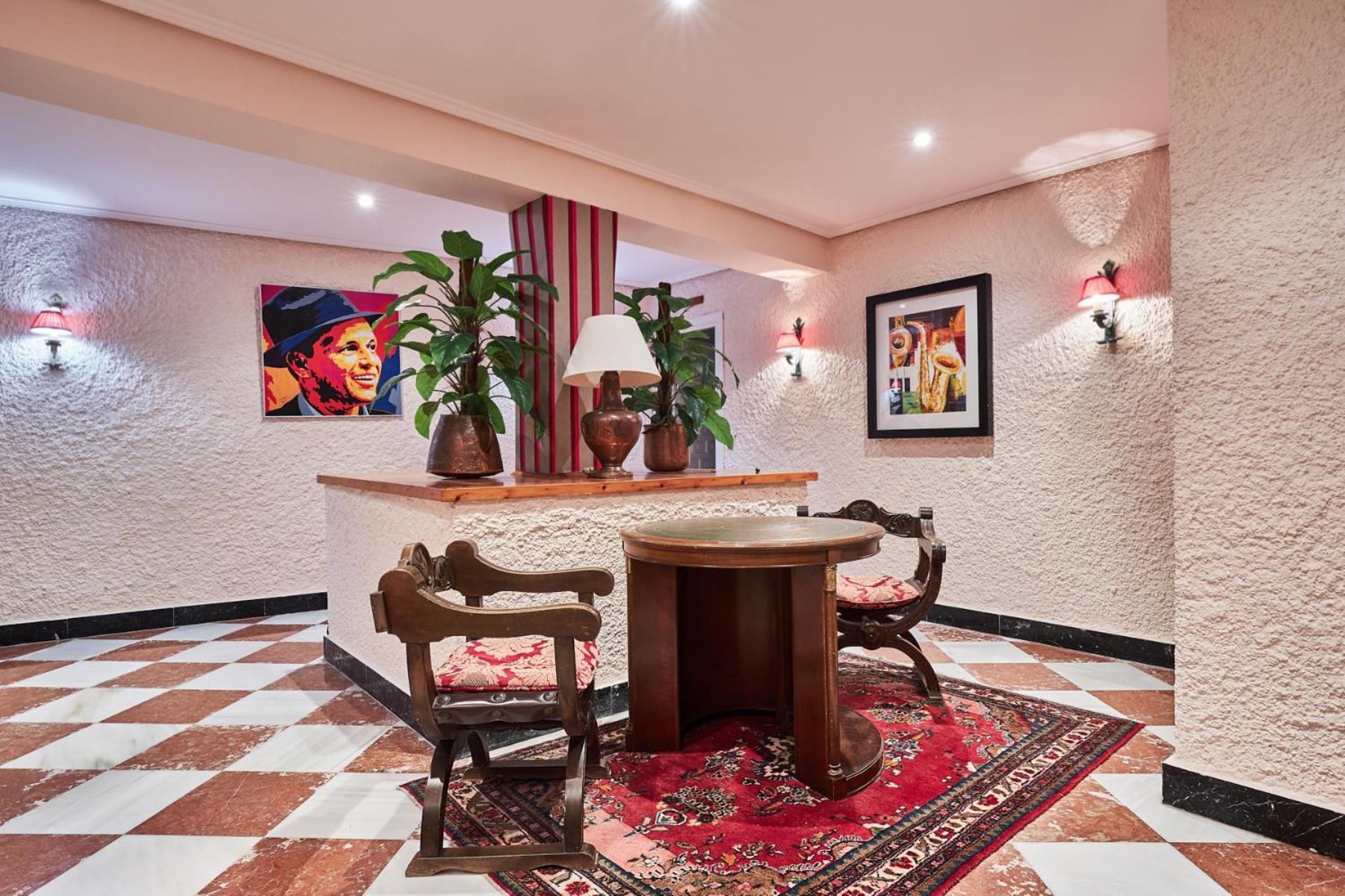 Hotel Restaurante Risco ลาเรโด ภายนอก รูปภาพ